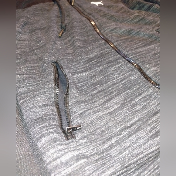 Pink Ultimate zip up hoodie sz medium - Picture 3 of 7